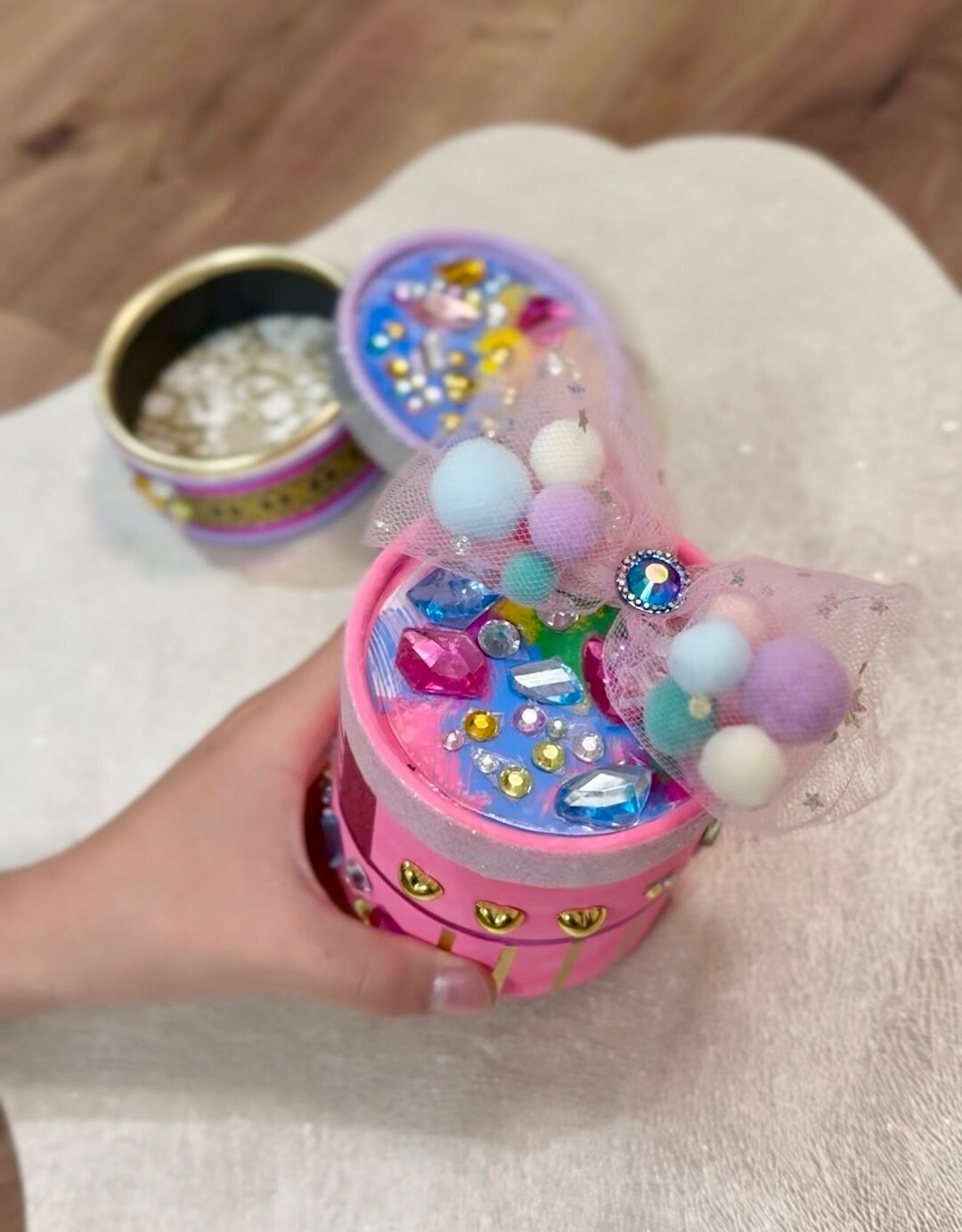 阪急西宮ガーデンズ】チョコレート屋さんの余った箱をリメイク